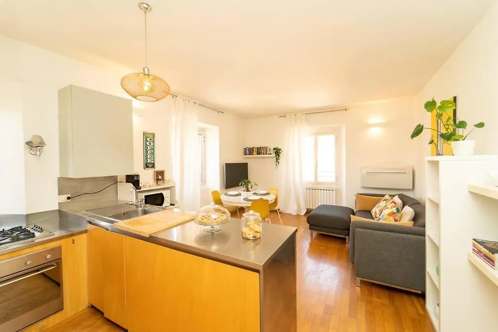 Appartamento A 15 Min. Dal Duomo Milán Apartamento